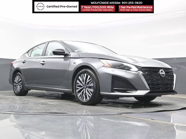 2025 Gun Metallic Nissan Altima 2.5 SV FWD Sedan