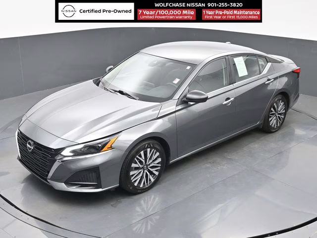 2025 Gun Metallic Nissan Altima 2.5 SV FWD Sedan