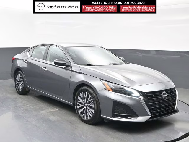 2025 Gun Metallic Nissan Altima 2.5 SV FWD Sedan