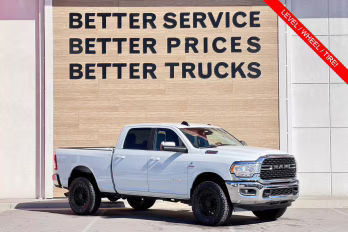 2022 Bright White Clearcoat Ram 2500 Big Horn 4X4 Truck