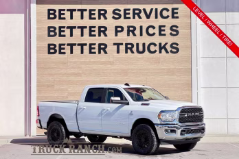 2022 Bright White Clearcoat Ram 2500 Big Horn 4X4 Truck
