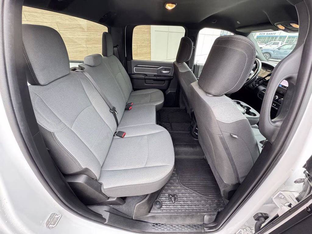 2022 Bright White Clearcoat Ram 2500 Big Horn 4X4 Truck