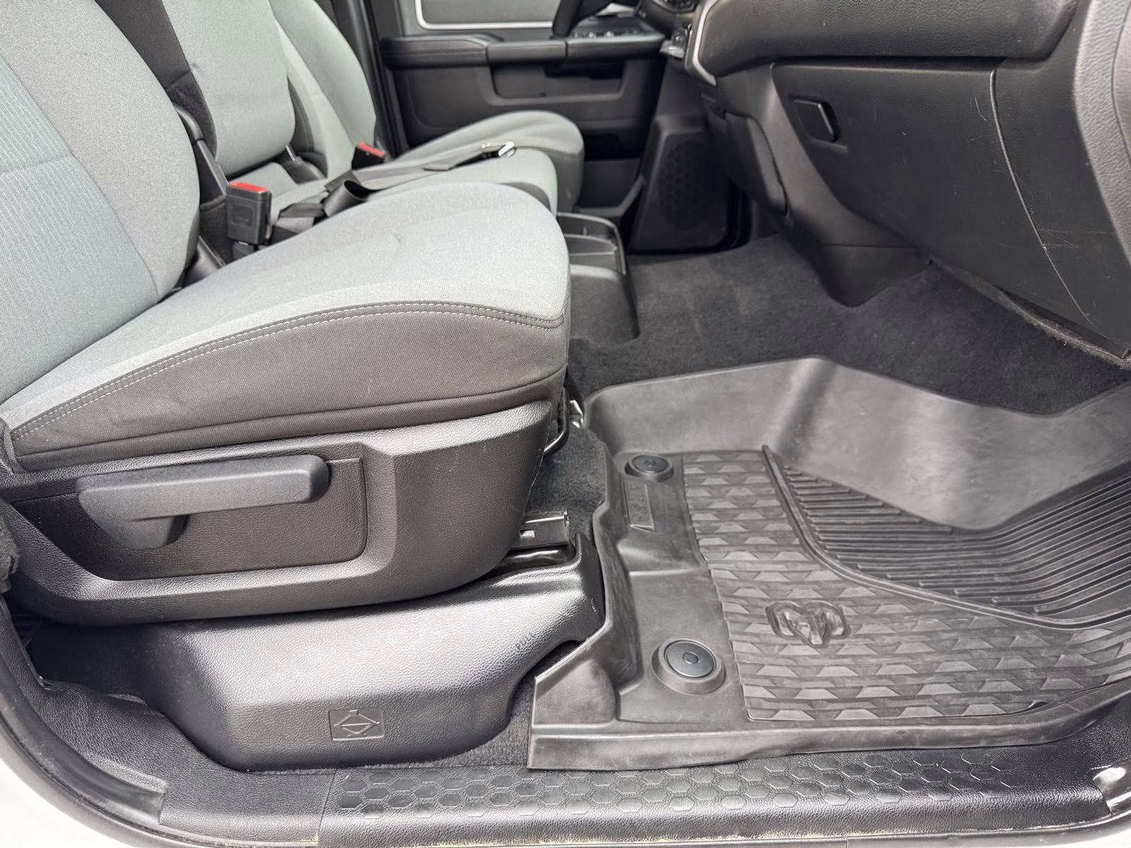 2022 Bright White Clearcoat Ram 2500 Big Horn 4X4 Truck