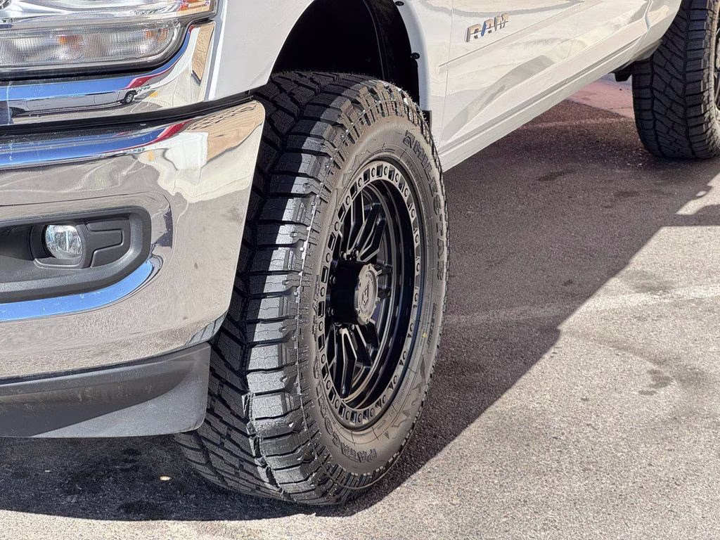 2022 Bright White Clearcoat Ram 2500 Big Horn 4X4 Truck