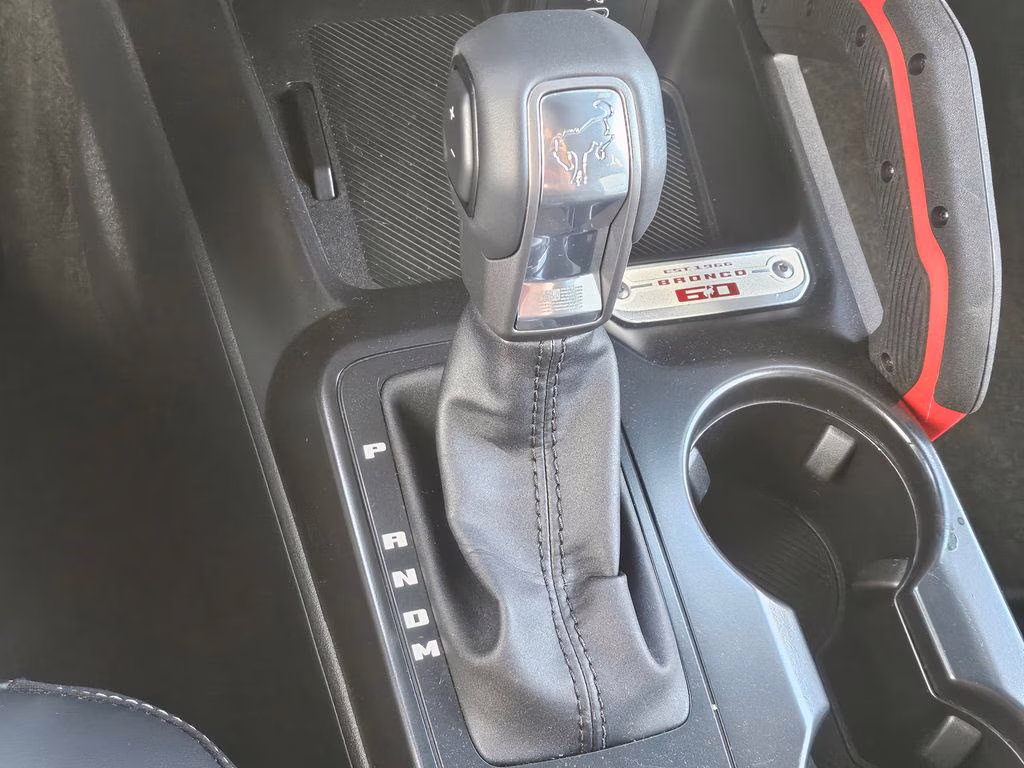 2026 Wimbledon White Ford Bronco Outer Banks 4X4 SUV