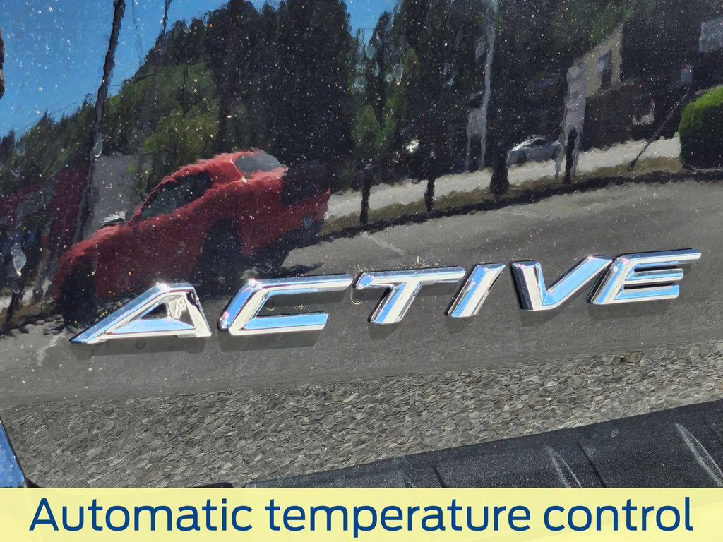 2026 Agate Black Metallic Ford Explorer Active RWD SUV