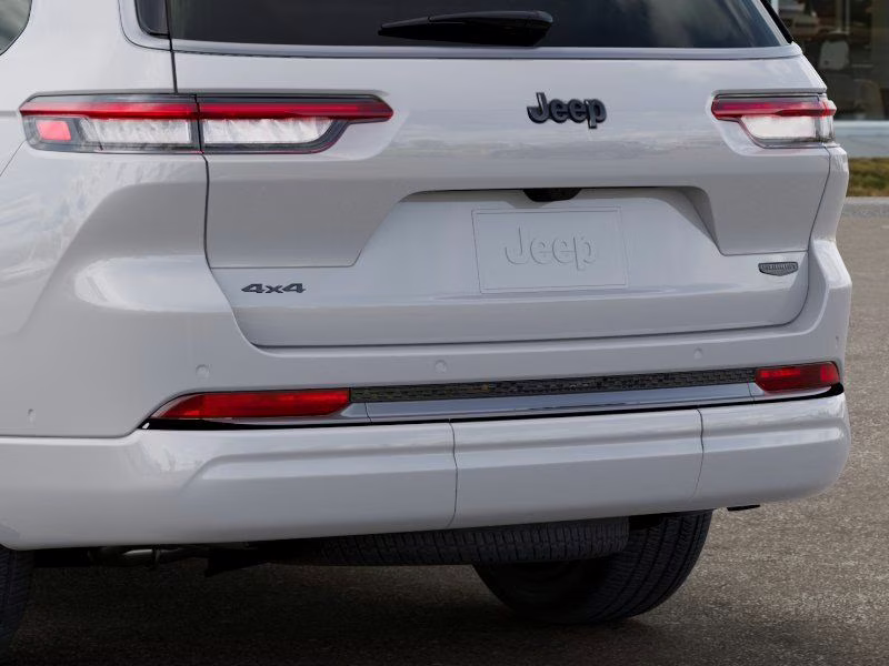 2026 Bright White Clearcoat Jeep Grand Cherokee L Summit 4X4 SUV