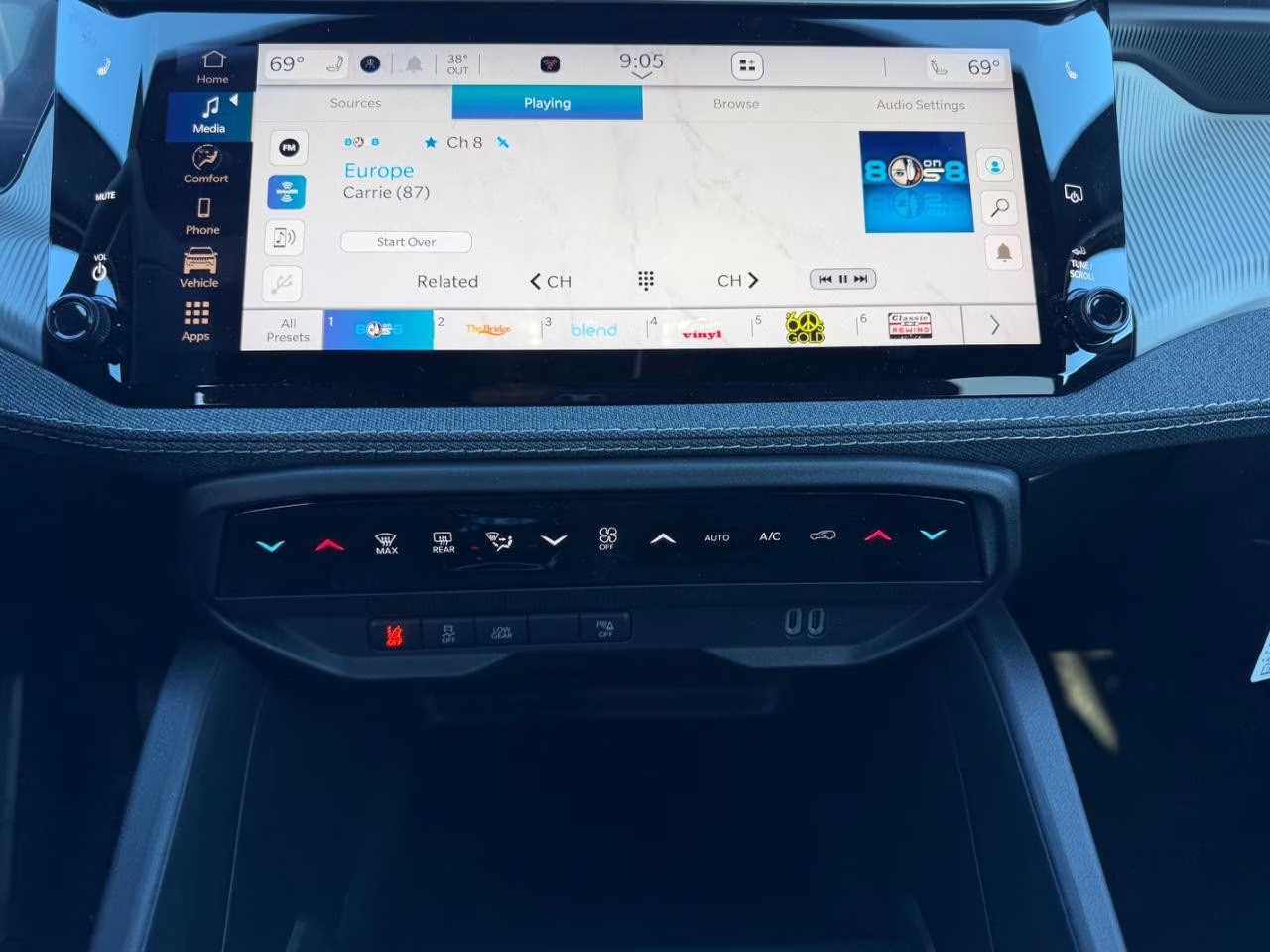 2026 Sting-Gray Clearcoat Jeep Cherokee Laredo 4X4 SUV