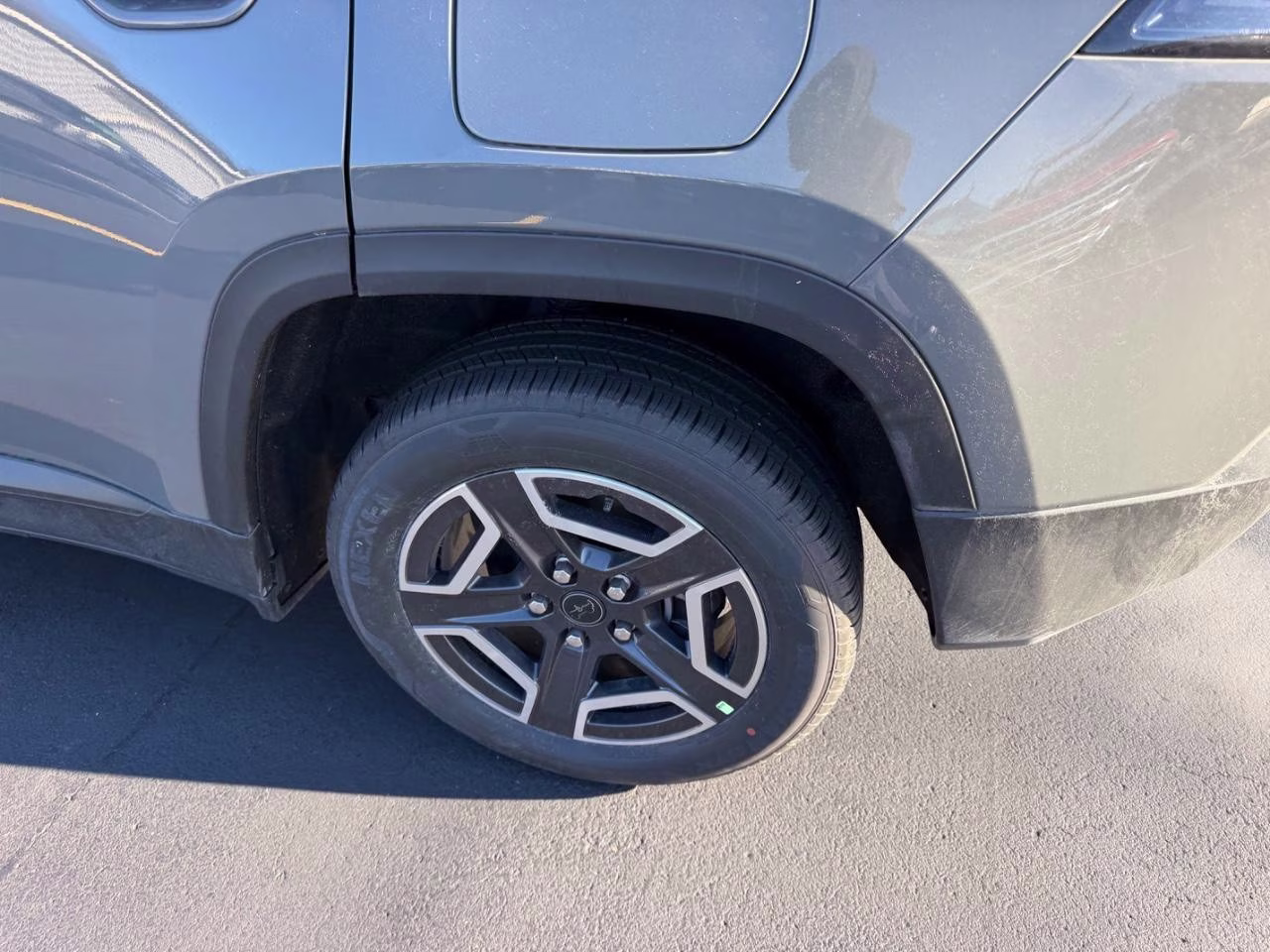 2026 Sting-Gray Clearcoat Jeep Cherokee Laredo 4X4 SUV