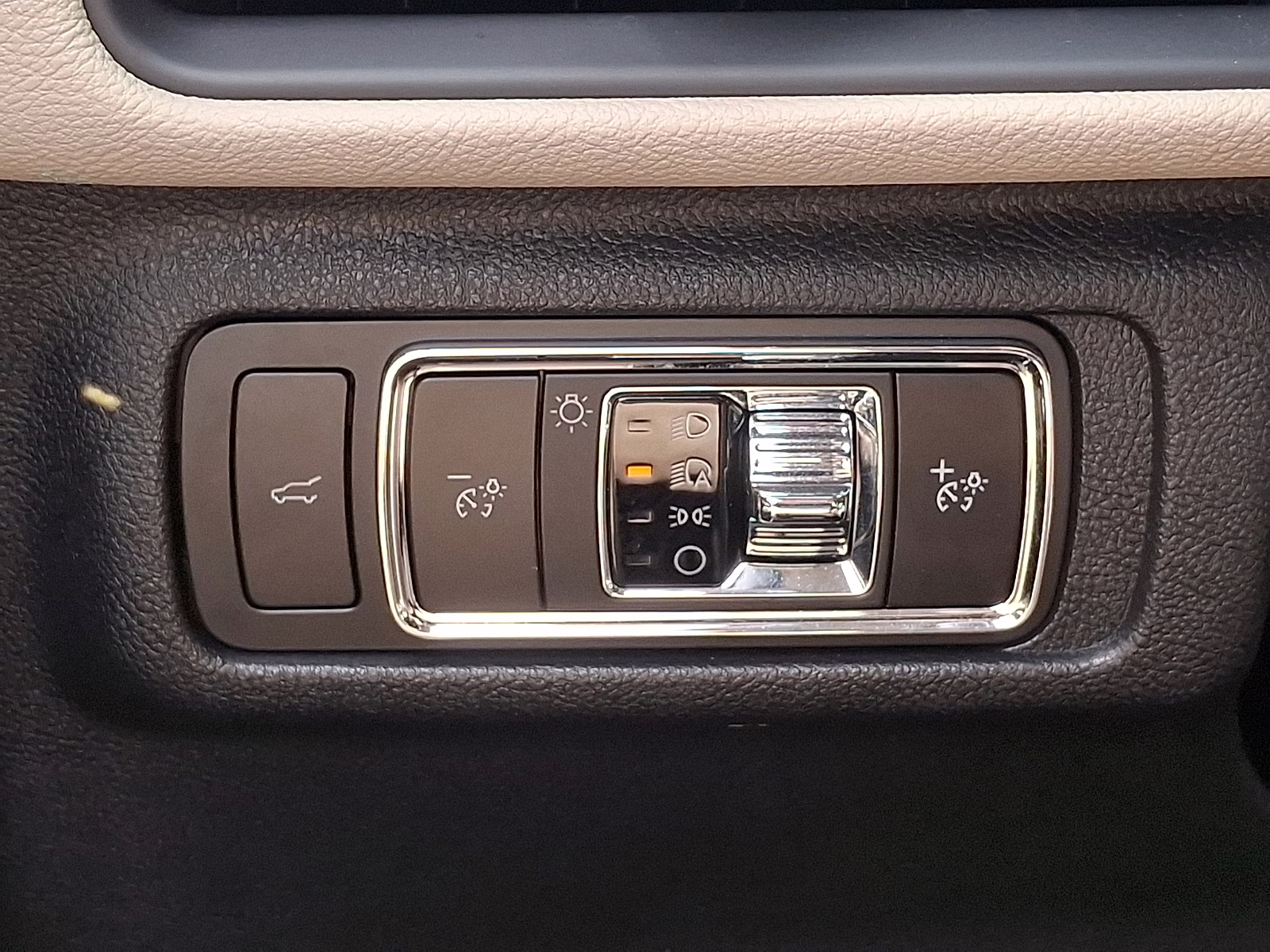 2025 Infinite Black Metallic Clearcoat - UM Lincoln Corsair Premiere AWD