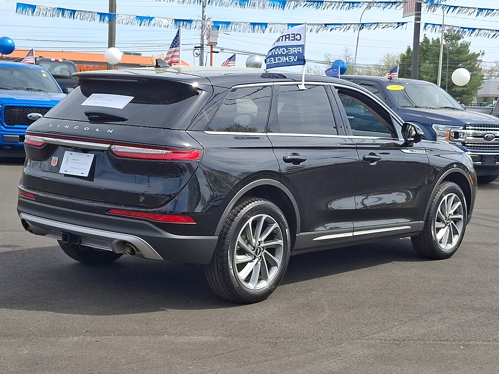 2025 Infinite Black Metallic Clearcoat - UM Lincoln Corsair Premiere AWD