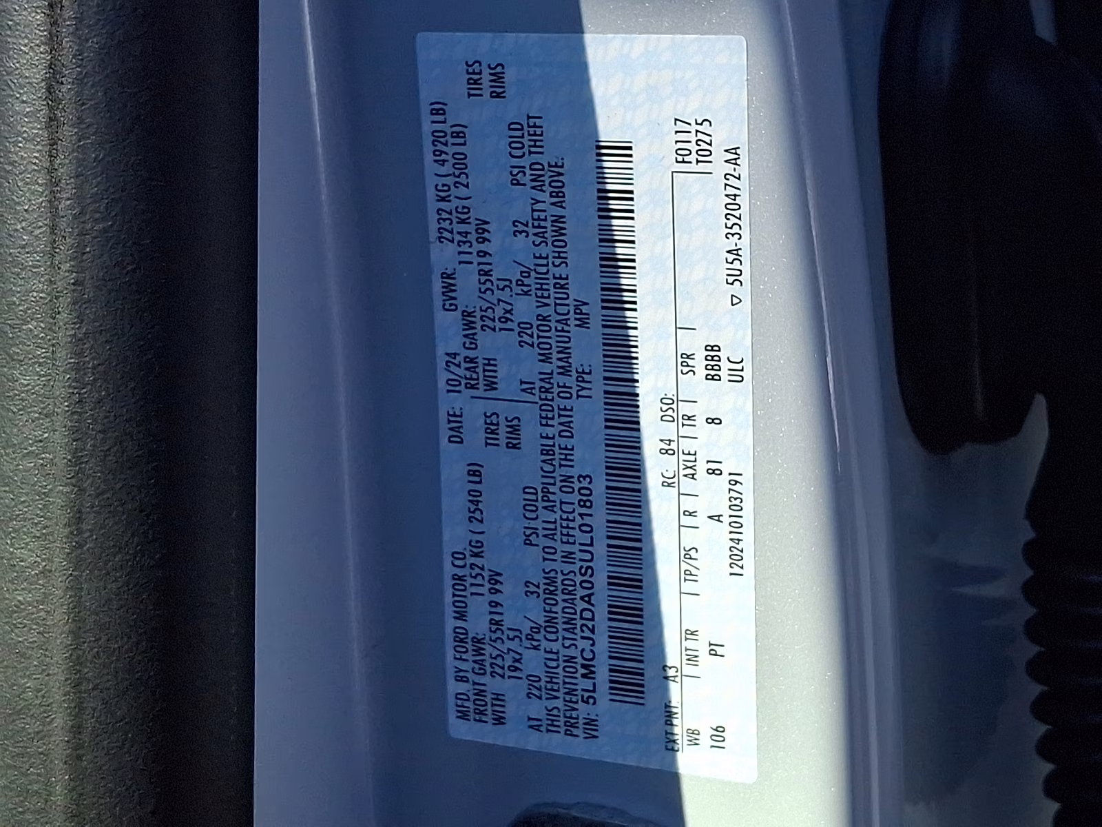 2025 Crystal White Metallic Clearcoat - A3 Lincoln Corsair Reserve AWD