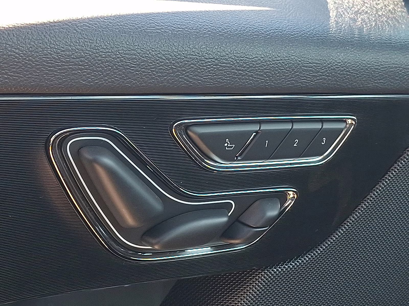 2025 Red Carpet Metallic Tinted Clearcoat - D4 Lincoln Corsair Reserve AWD