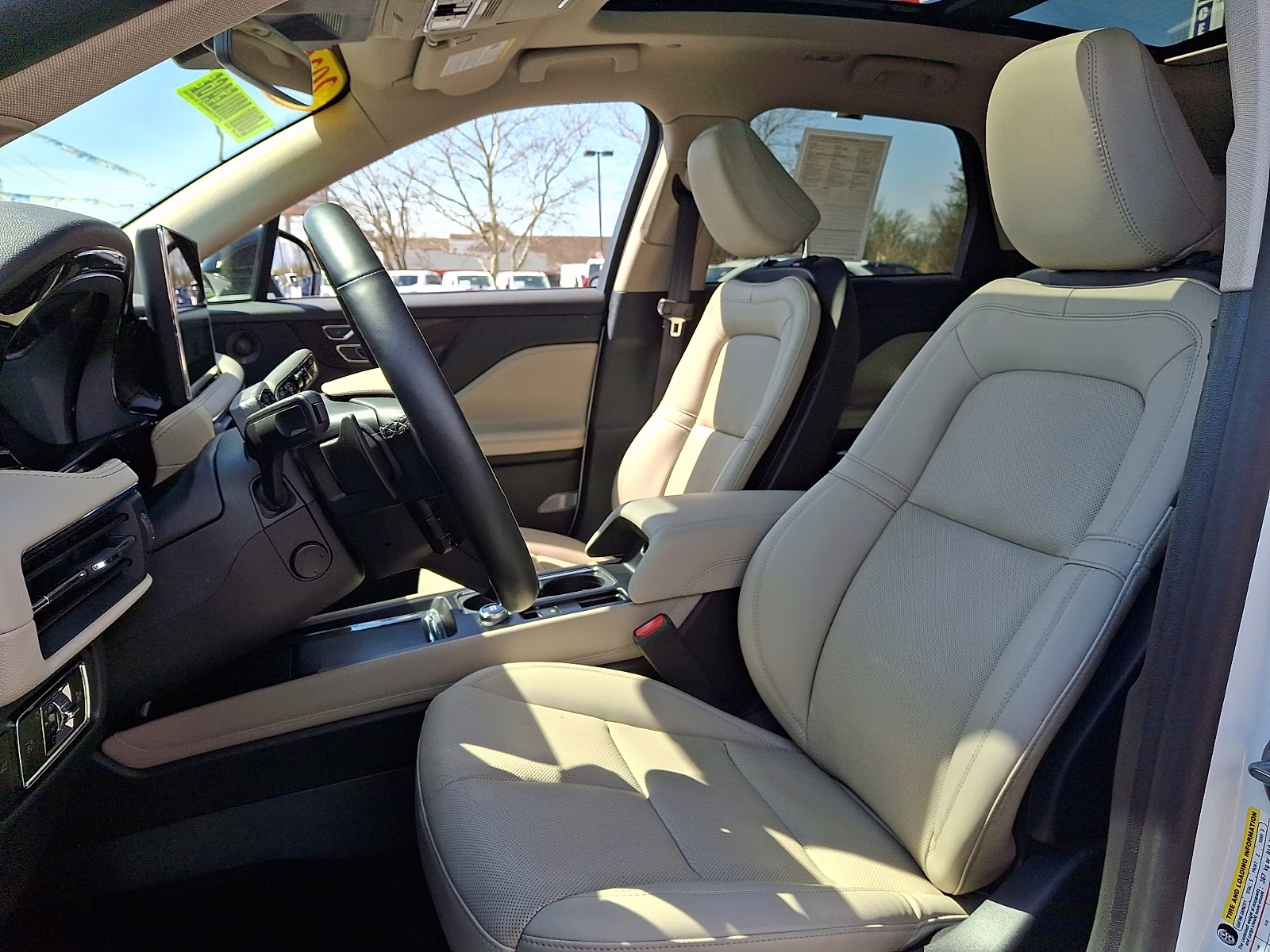 2025 Pristine White Metallic Tri-Coat - AZ Lincoln Corsair Reserve AWD