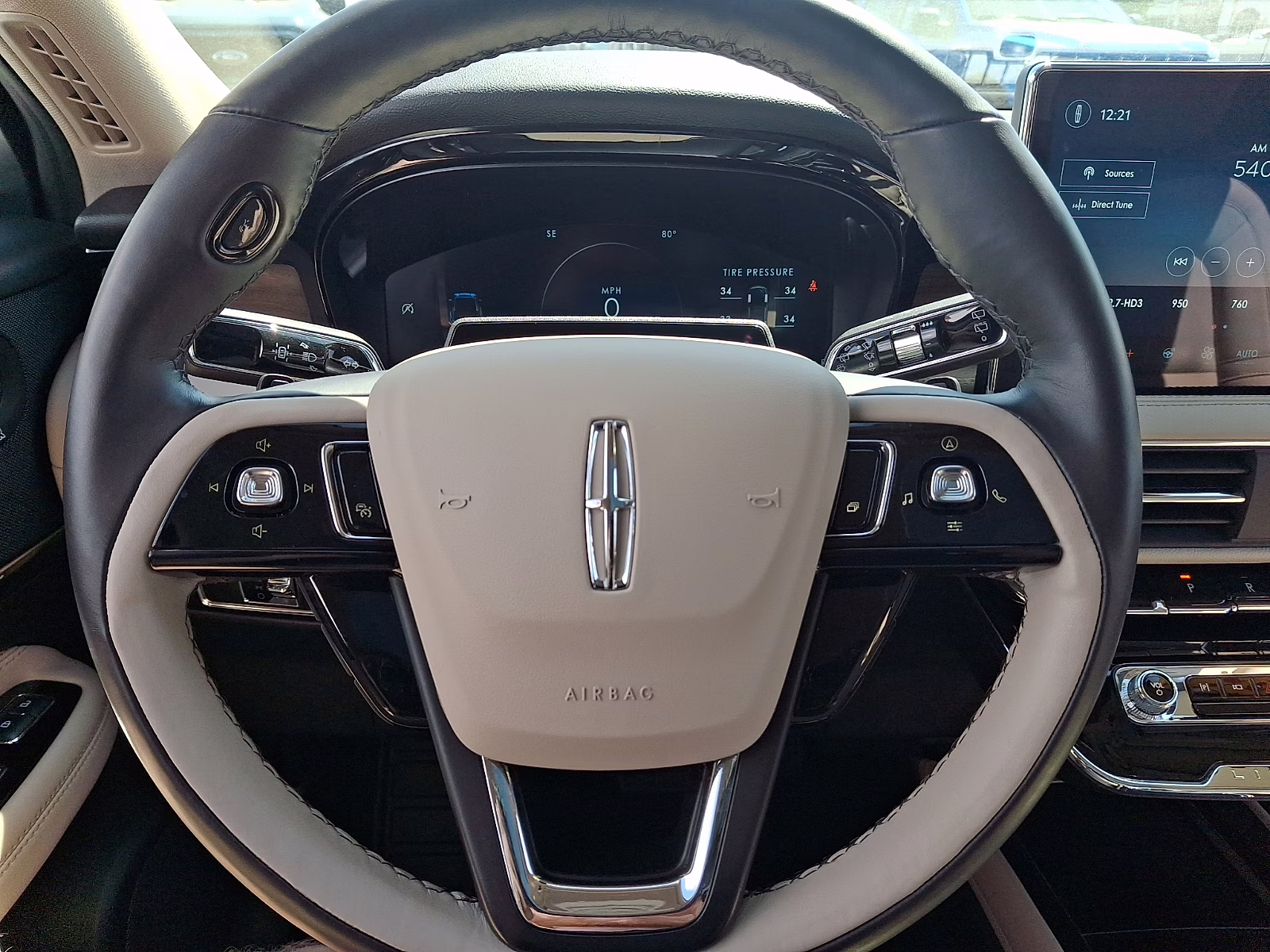 2025 Pristine White Metallic Tri-Coat - AZ Lincoln Corsair Reserve AWD