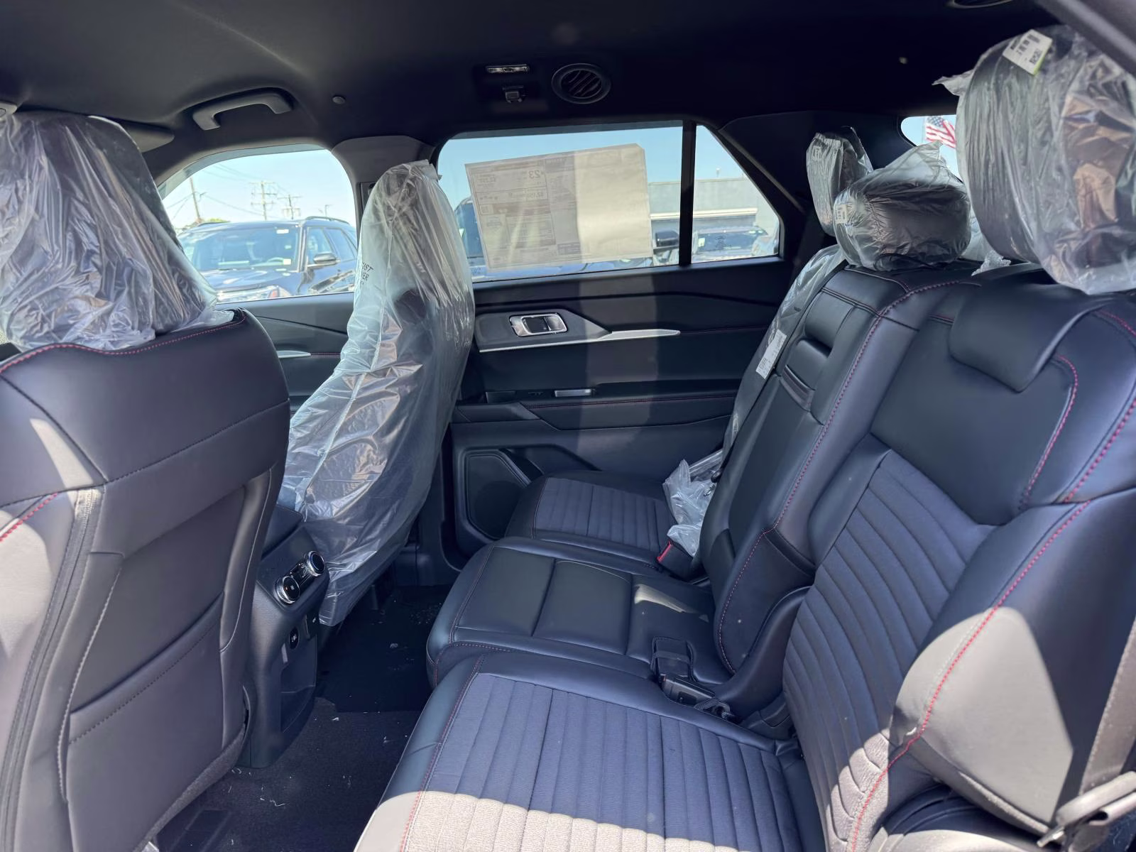 2026 Agate Black Metallic Ford Explorer ST-Line 4WD 4X4 SUV