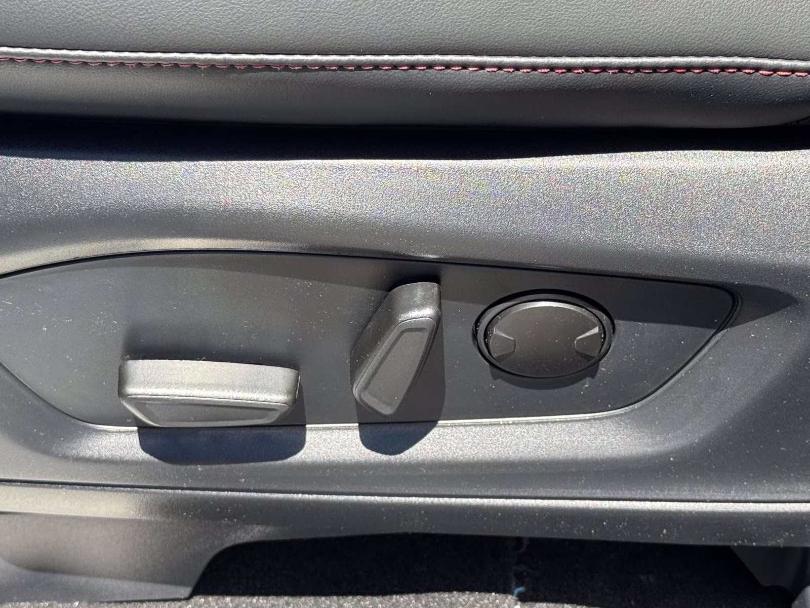 2026 Agate Black Metallic Ford Explorer ST-Line 4WD 4X4 SUV