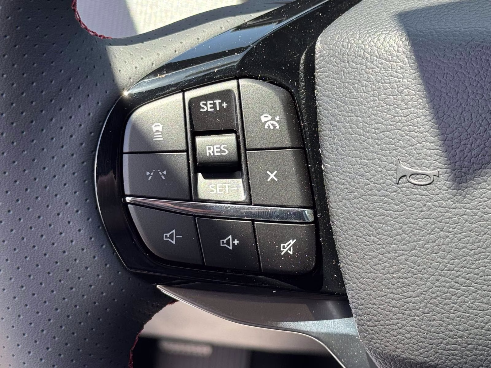 2026 Agate Black Metallic Ford Explorer ST-Line 4WD 4X4 SUV