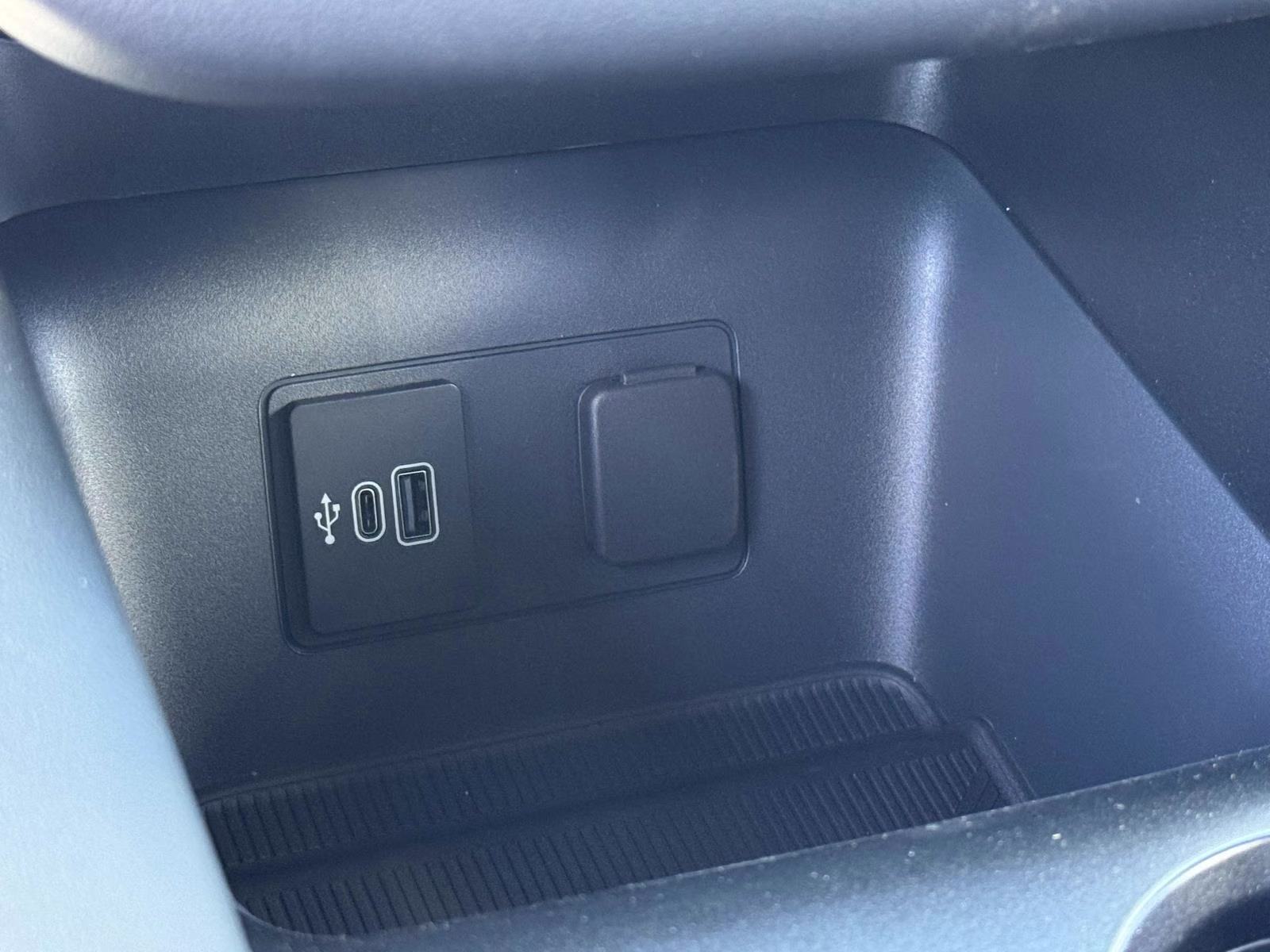 2026 Agate Black Metallic Ford Explorer ST-Line 4WD 4X4 SUV