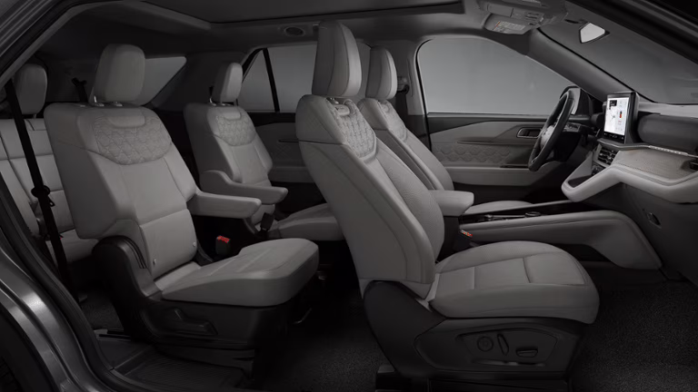 2026 Gray Metallic Ford Explorer Platinum 4X4 SUV