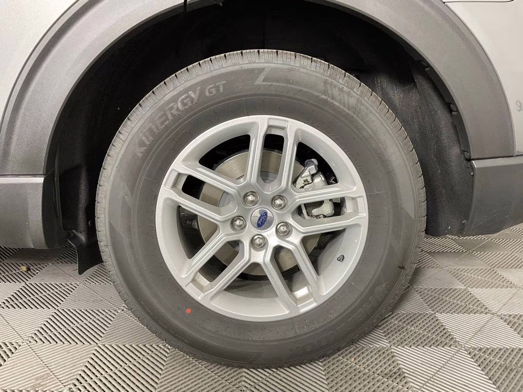 2026 Gray Ford Explorer Active RWD SUV