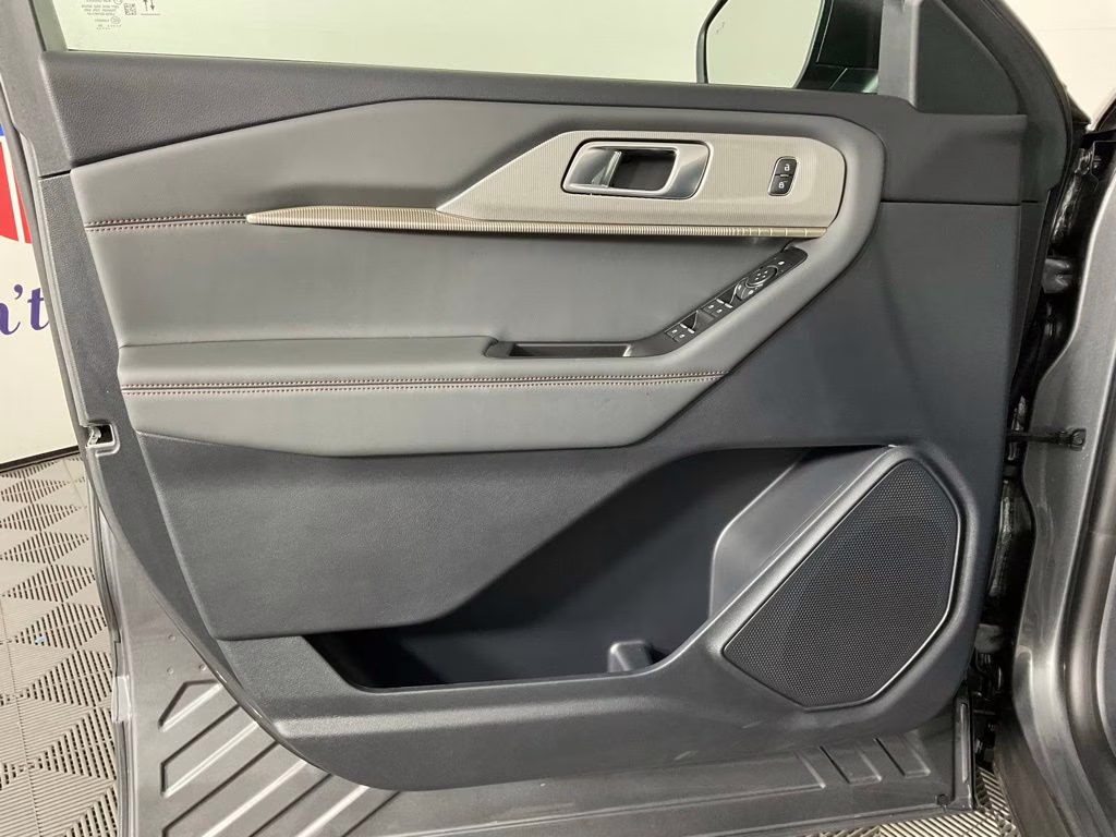 2026 Gray Ford Explorer Active RWD SUV