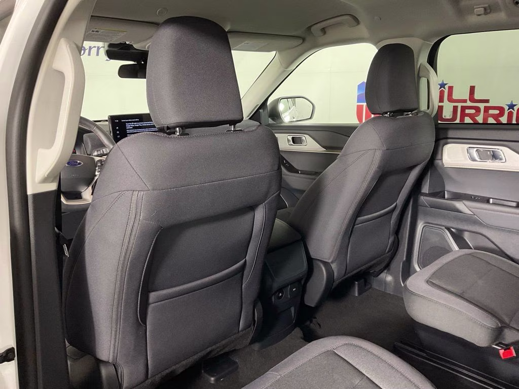 2026 White Metallic Ford Explorer Active RWD SUV