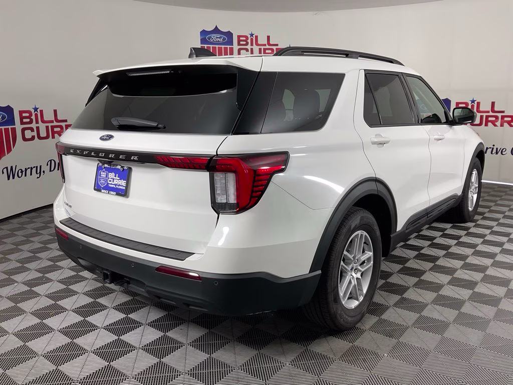 2026 White Metallic Ford Explorer Active RWD SUV
