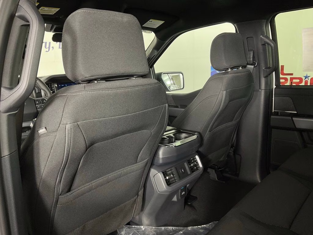 2026 Oxford White Ford F-150 XLT RWD Truck