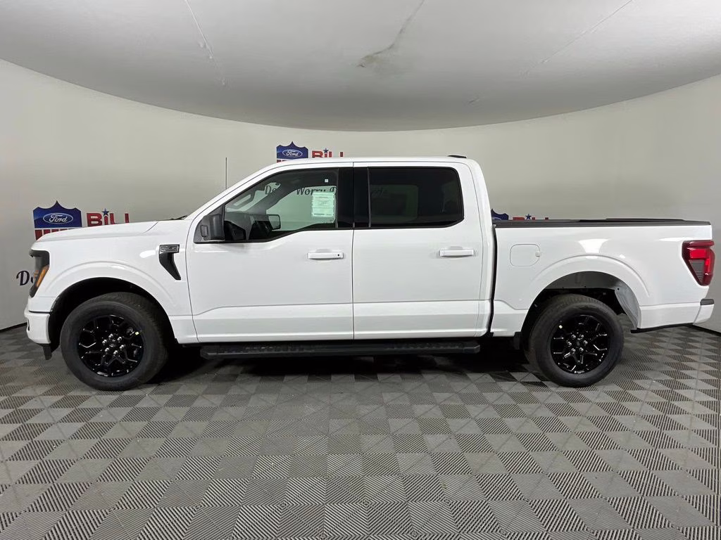 2026 Oxford White Ford F-150 XLT RWD Truck