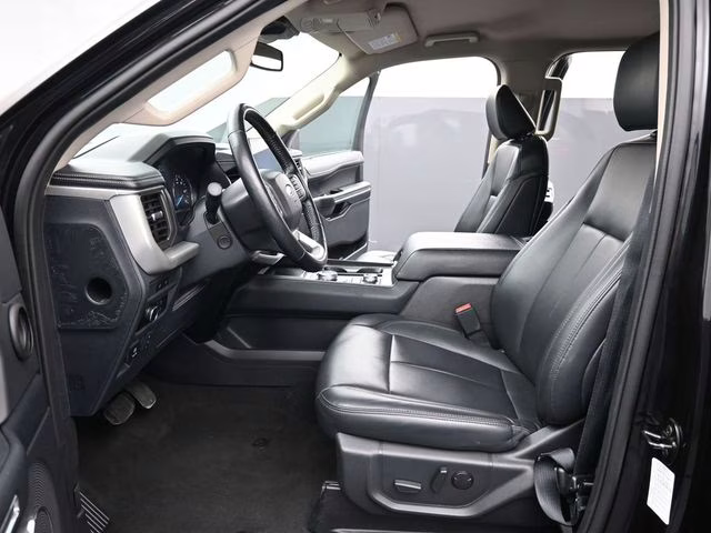 2024 Black Metallic Ford Expedition XLT 4X4 SUV