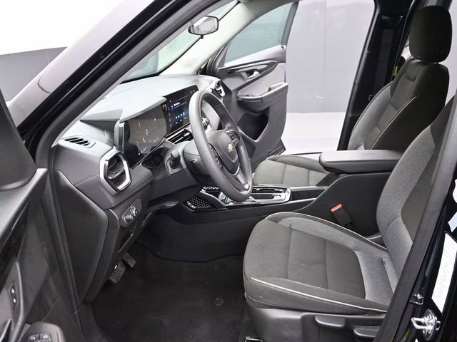 2025 Mosaic Black Metallic Chevrolet Trailblazer LT AWD SUV