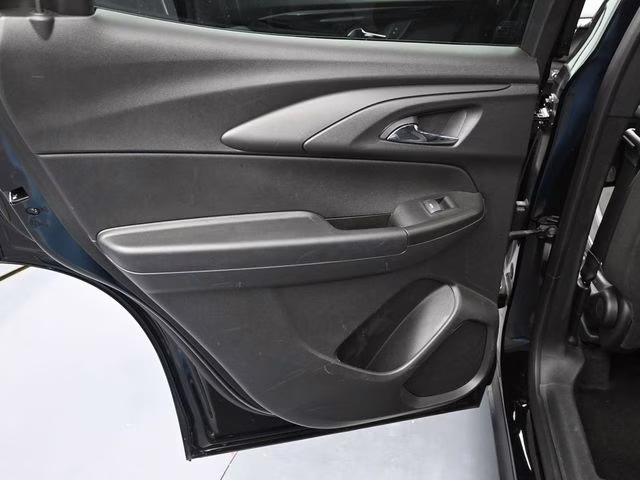 2025 Mosaic Black Metallic Chevrolet Trailblazer LT AWD SUV