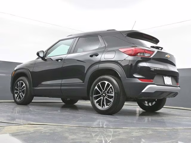 2025 Mosaic Black Metallic Chevrolet Trailblazer LT AWD SUV