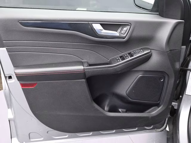 2024 Silver Metallic Ford Escape ST-Line FWD SUV