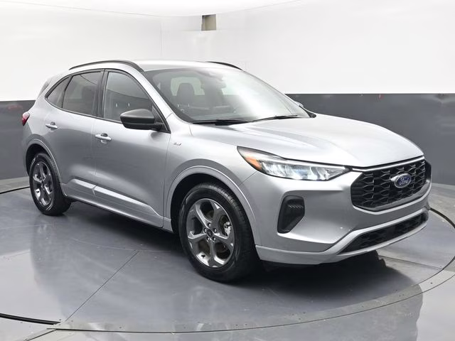 2024 Silver Metallic Ford Escape ST-Line FWD SUV