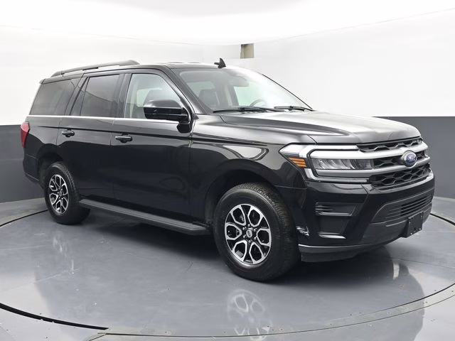 2024 Black Metallic Ford Expedition XLT 4X4 SUV