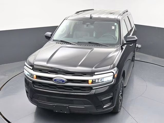 2024 Black Metallic Ford Expedition XLT 4X4 SUV