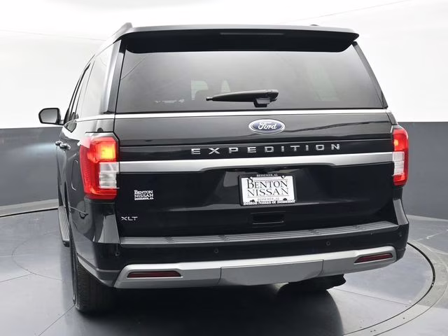 2024 Black Metallic Ford Expedition XLT 4X4 SUV