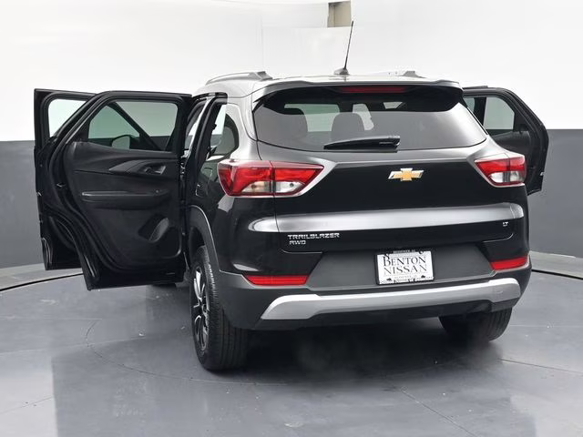 2025 Mosaic Black Metallic Chevrolet Trailblazer LT AWD SUV
