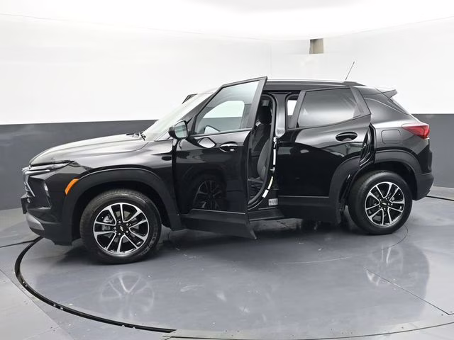 2025 Mosaic Black Metallic Chevrolet Trailblazer LT AWD SUV
