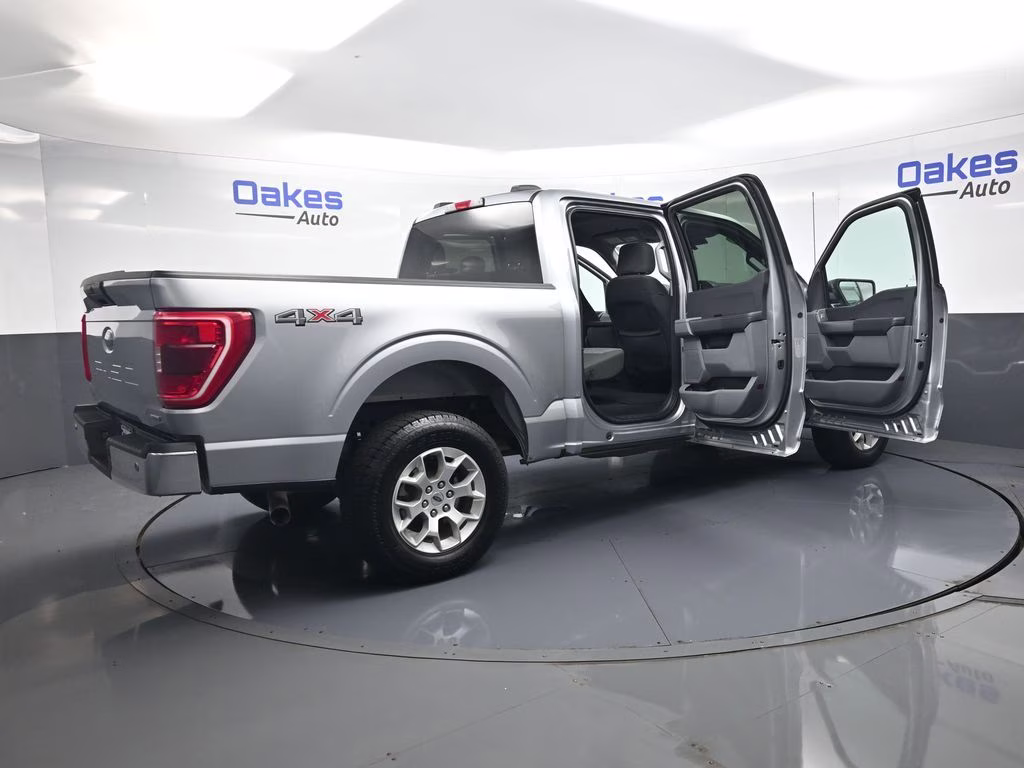 2023 Silver Metallic Ford F-150 XLT 4X4 Truck