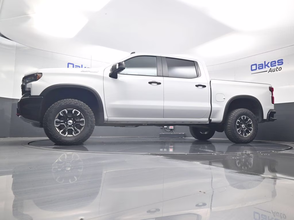 2024 Summit White Chevrolet Silverado 1500 ZR2 4X4 Truck