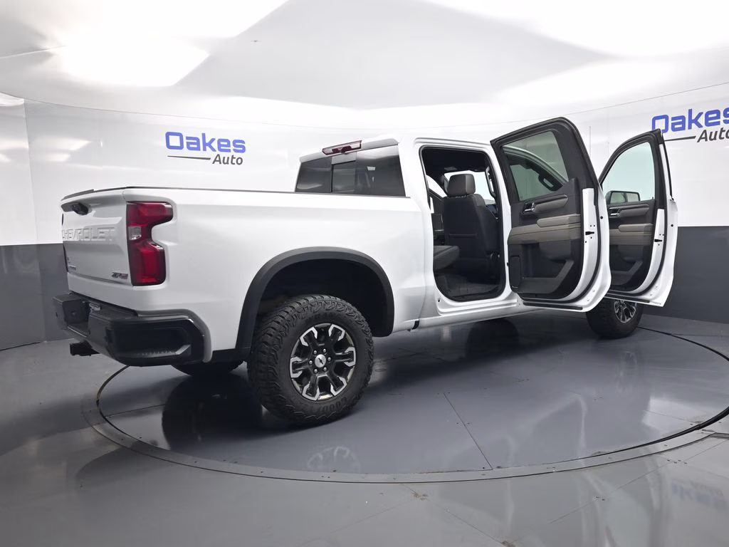 2024 Summit White Chevrolet Silverado 1500 ZR2 4X4 Truck