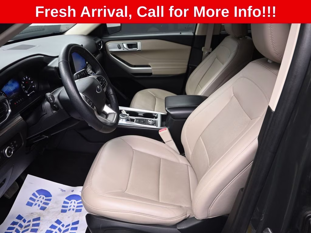 2023 Green Metallic Ford Explorer Limited 4X4 SUV