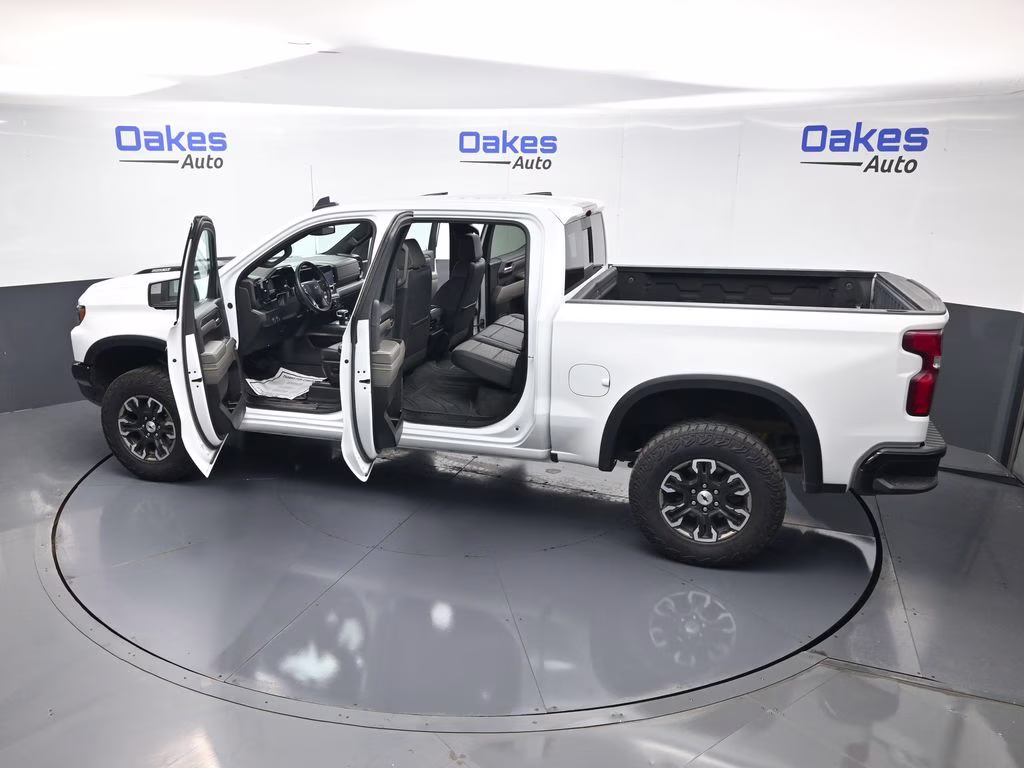 2024 Summit White Chevrolet Silverado 1500 ZR2 4X4 Truck