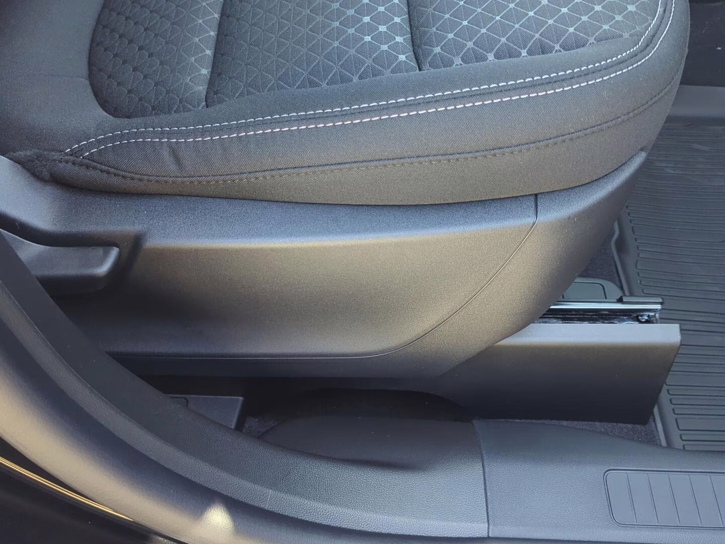 2026 Agate Black Ford Escape Active AWD SUV