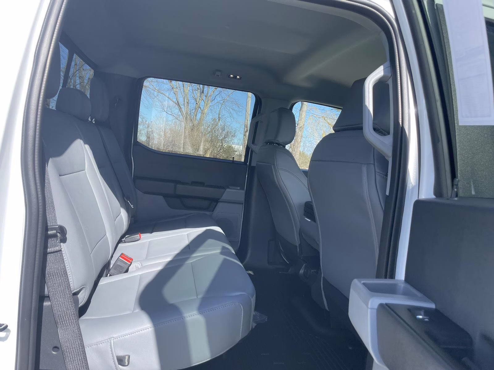 2026 Oxford White Ford Super Duty F-450 DRW XL 4X4 Truck