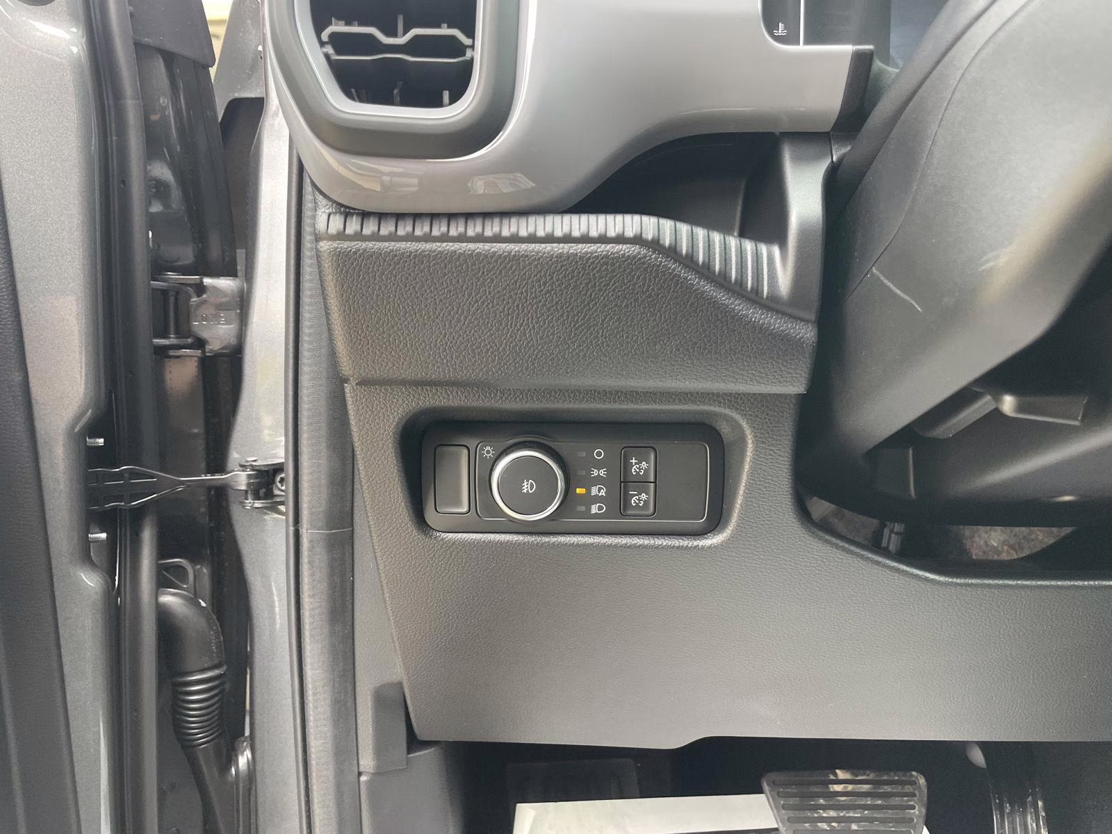 2026 Carbonized Gray Metallic Ford Ranger XL 4X4 Truck