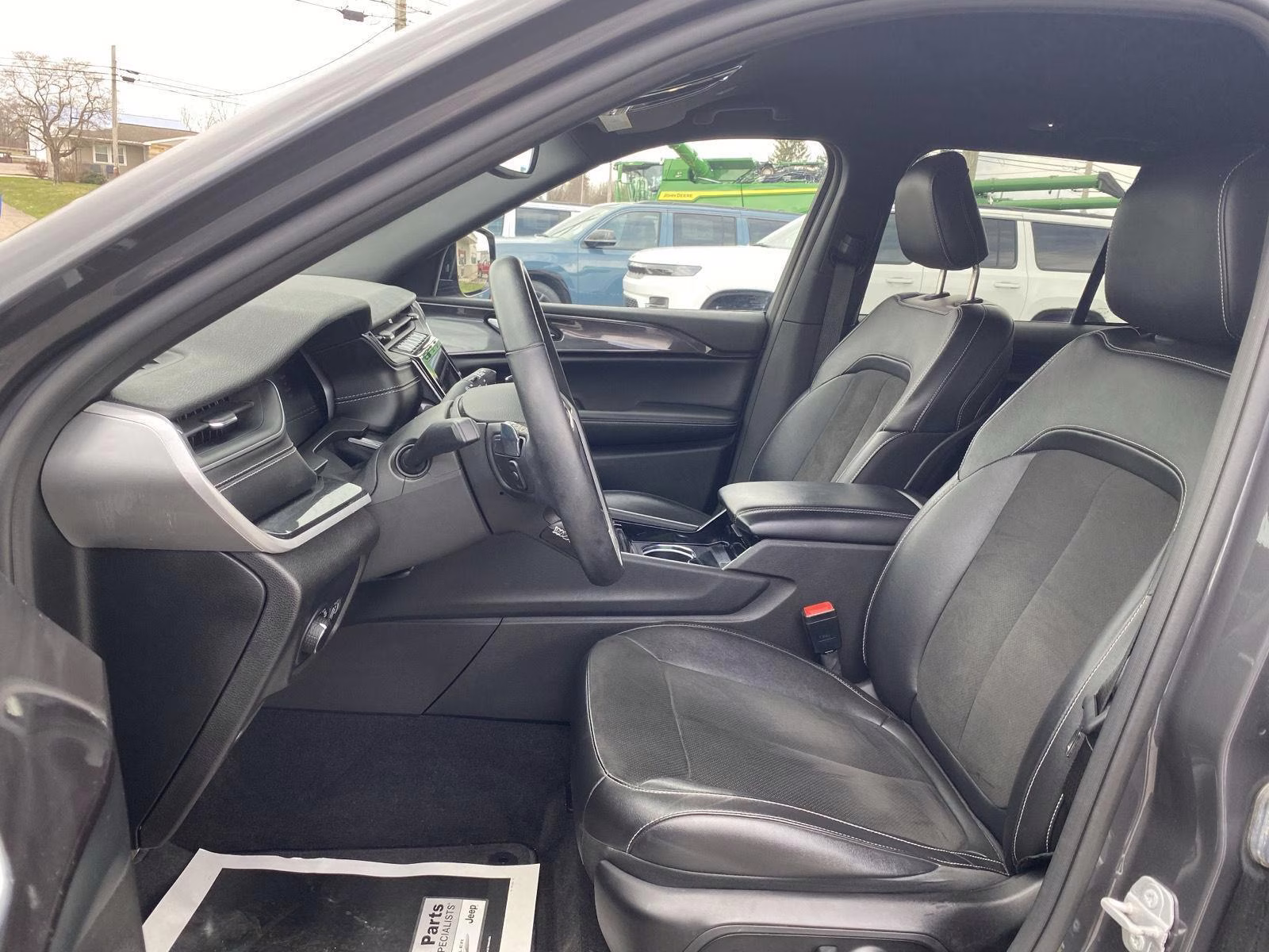 2022 Baltic Gray Metallic Clearcoat Jeep Grand Cherokee Altitude 4X4 SUV